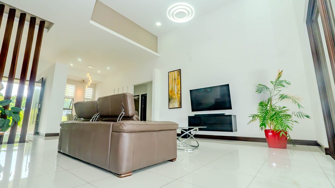 House in Vueltas, Alajuela Province, Costa Rica 4 - 15928535