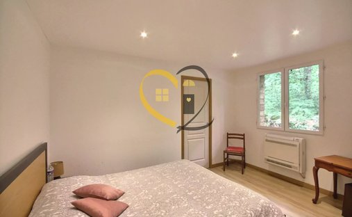 Castle for Sale in Allogny, Centre-Val de Loire, France