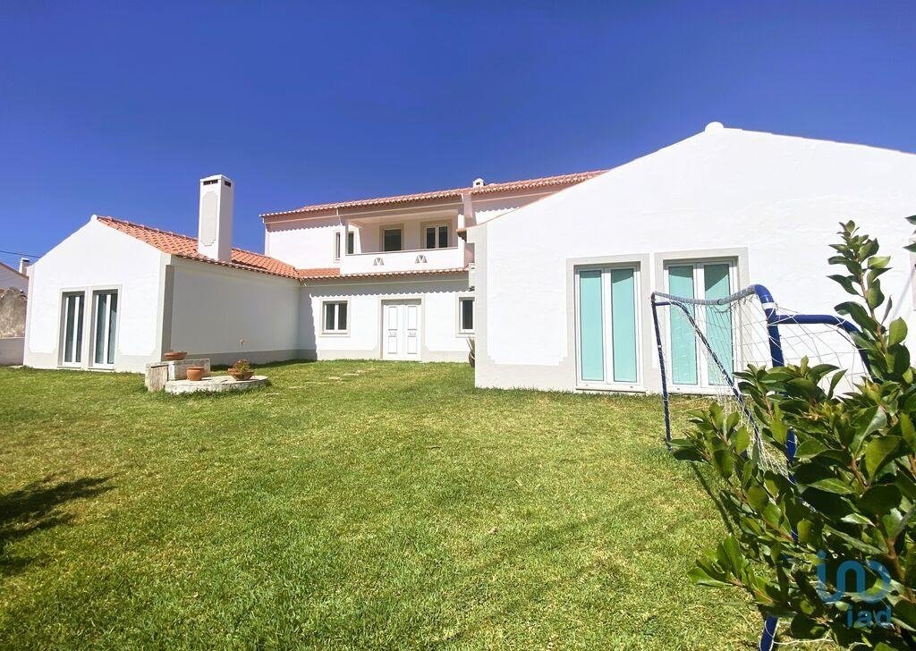Townhouse in Abrigada, Lisbon, Portugal 2 - 15930659