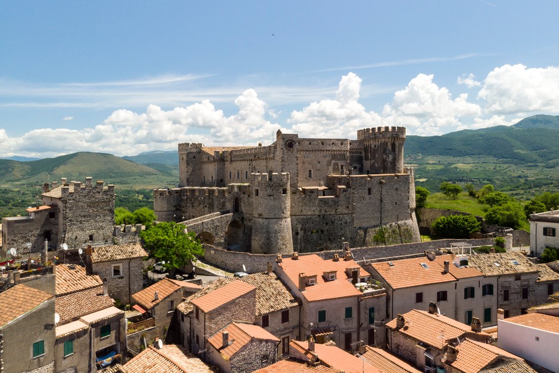 A Crown of Stone & Light: Rome’s Timeless Castle Haven in Nerola