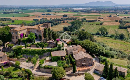 Castle for Sale in Foixa, Catalonia, Spain