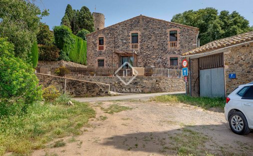 Castle for Sale in Foixa, Catalonia, Spain - 4