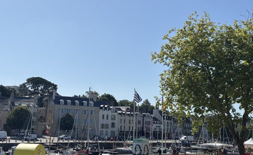Apartment in Zone Industrielle du Prat, Vannes, France 1
