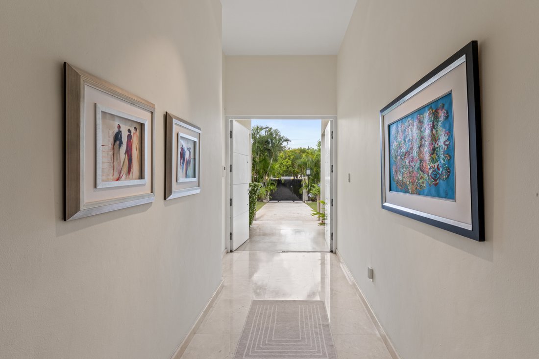 Villa in Willemstad, Curaçao, Curaçao 2 - 15931252