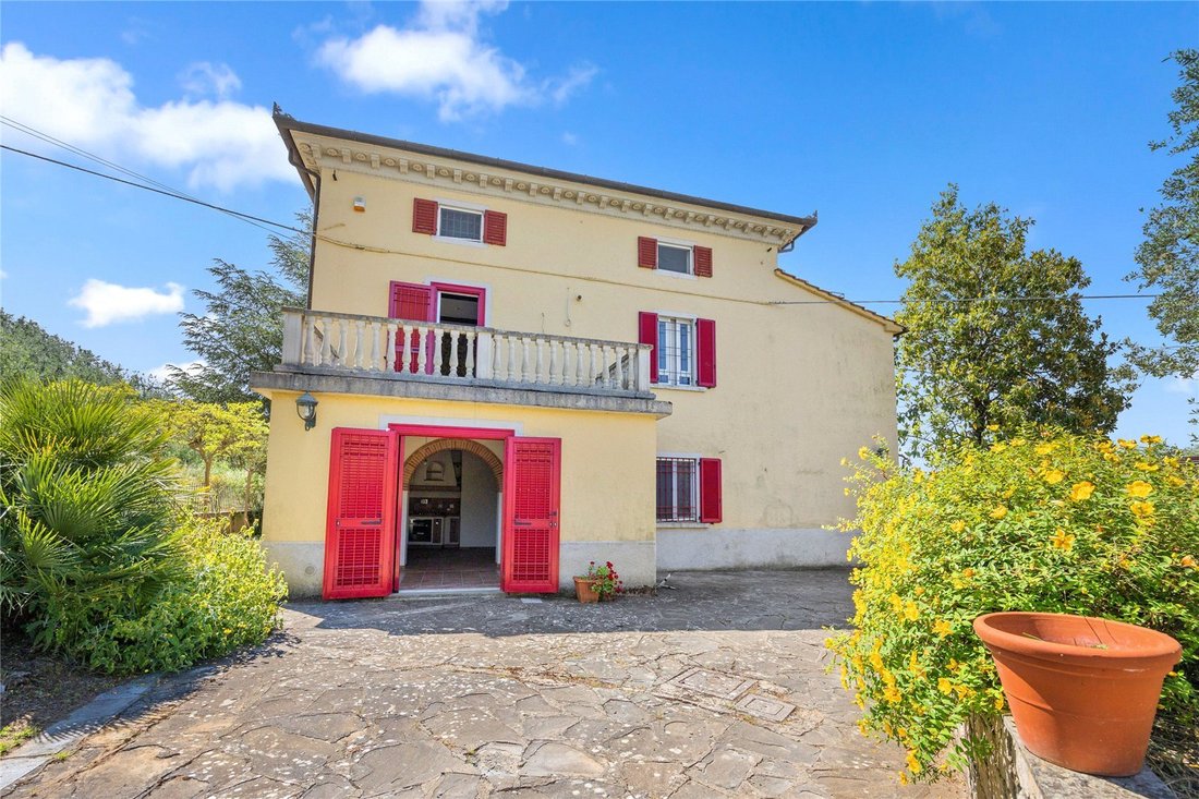 House in Lamporecchio, Tuscany, Italy 2 - 15931258