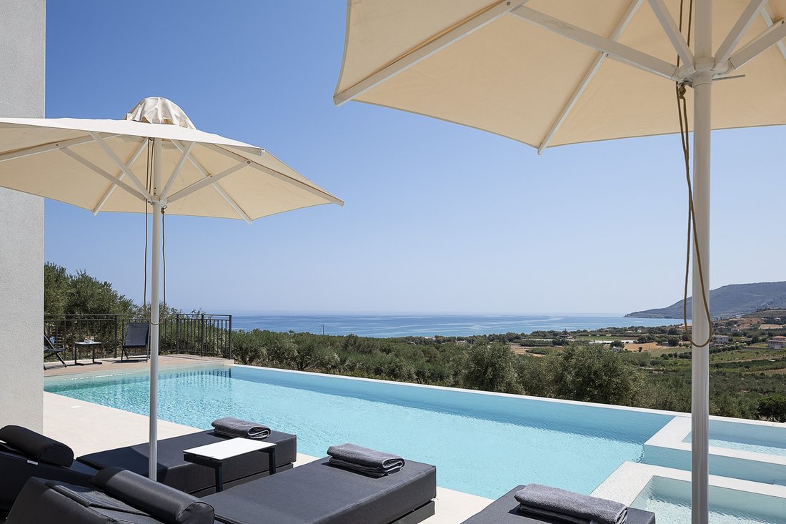Villa in Crete, Greece 4 - 15931326