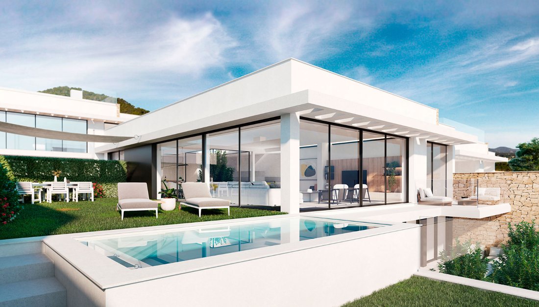 Villa in Santa Eularia des Riu, Balearic Islands, Spain 2 - 15931348