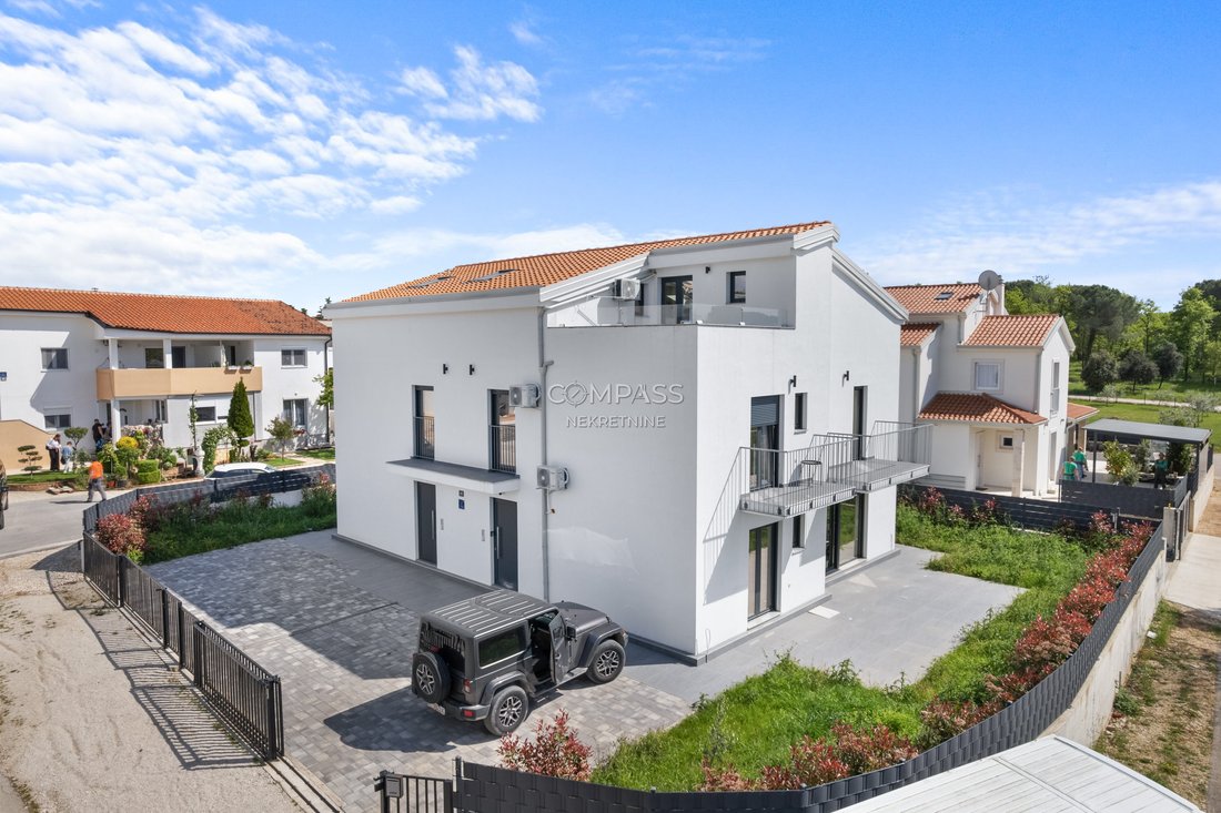 Villa in Porec, Istria County, Croatia 4 - 15931340