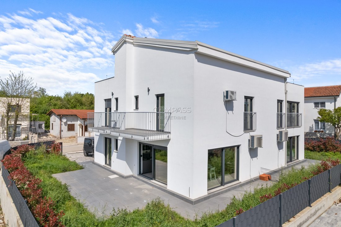 Villa in Porec, Istria County, Croatia 1 - 15931340