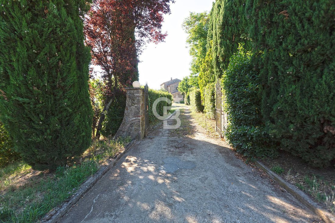 Villa in Pitigliano, Tuscany, Italy 2 - 15933512