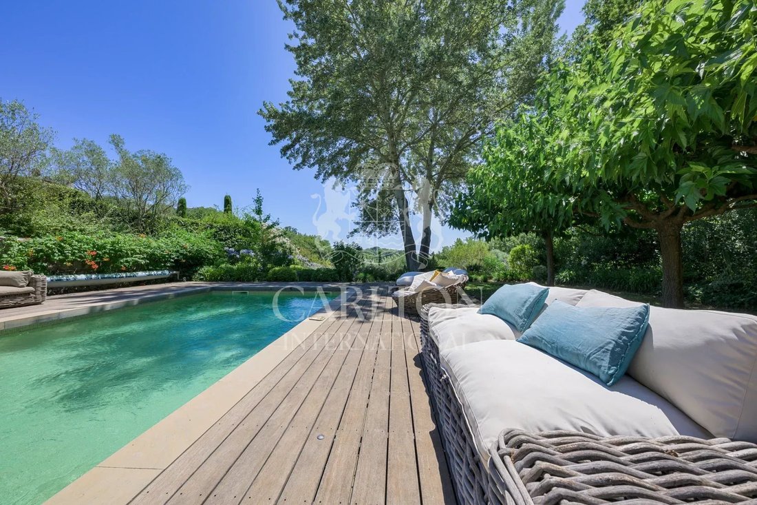 Villa in Châteauneuf-Grasse, Provence-Alpes-Côte d'Azur, France 5 - 15780483