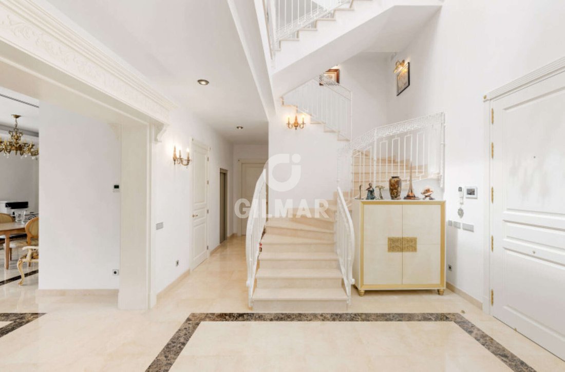 Villa in Estepona, Andalusia, Spain 5 - 15932157