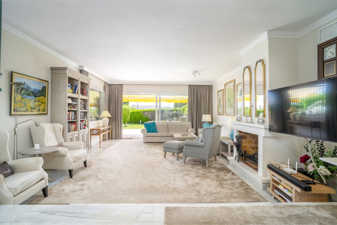 Townhouse in Nueva Andalucia, Marbella, Spain 4 - 15932193