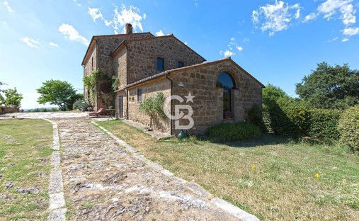 Villa à Pitigliano, Toscane, Italie 1
