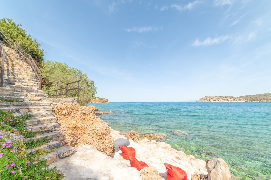 Villa in Community of Vrouchas, Agios Nikolaos Municipal Unit, Greece 2 - 15932044