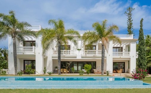 Villa in Estepona, Andalusia, Spain 1