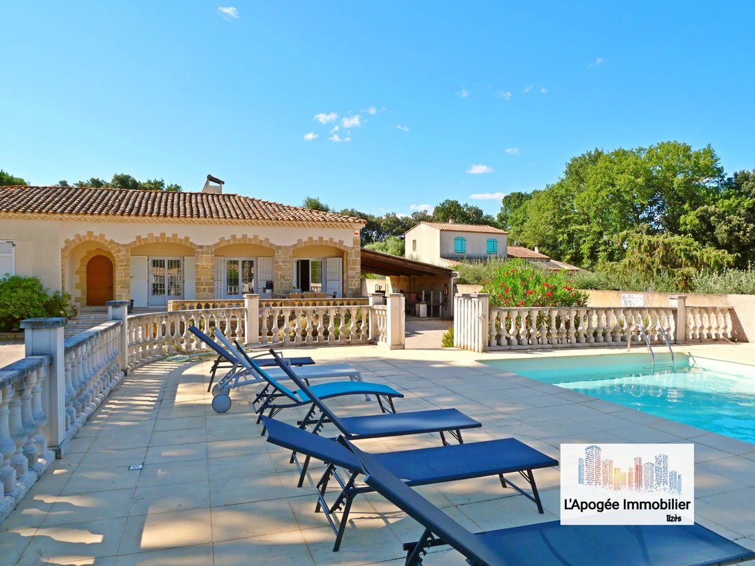 Villa in Uzès, Occitania, France 1 - 14180691