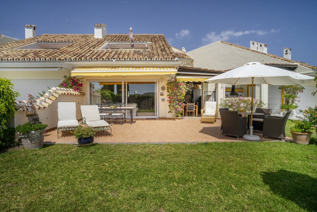 Townhouse in Nueva Andalucia, Marbella, Spain 1 - 15932193
