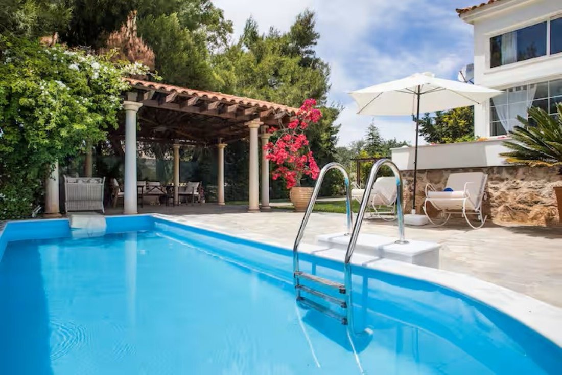 Villa in Ayios Konstantinos, Attica, Greece 2 - 15932051