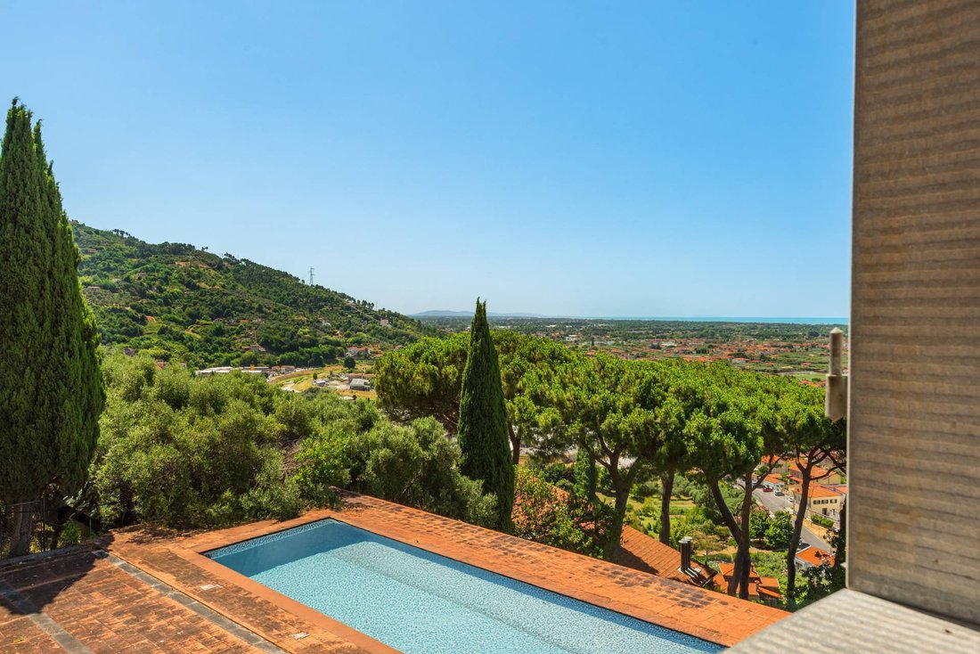 Villa in Center, Forte dei Marmi, Tuscany 3 - 15933589