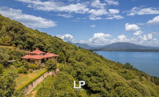 Villa en Lesa, Piamonte, Italia 1
