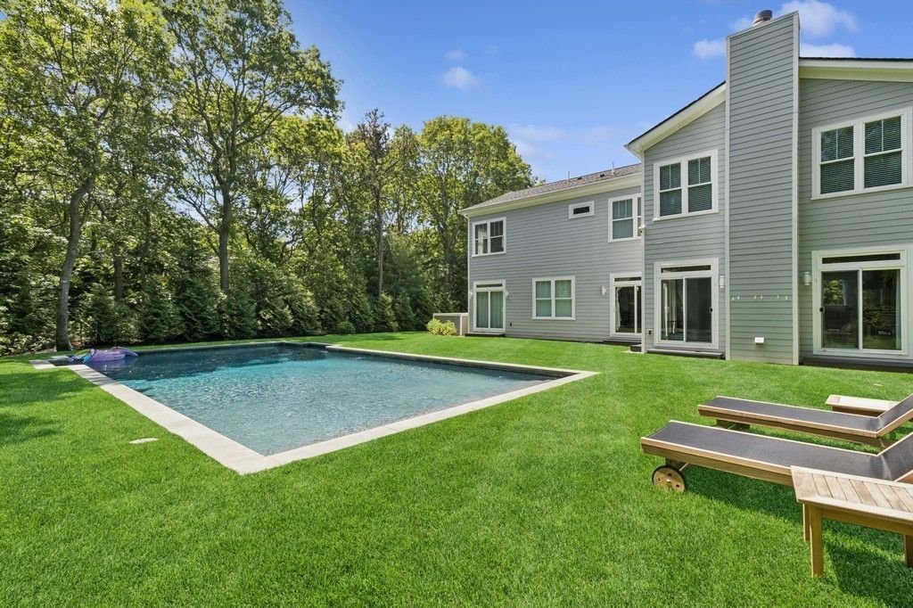 East Hampton, New York, United States 3 - 15877627
