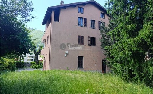 House in Valmadrera, Lombardy, Italy 1