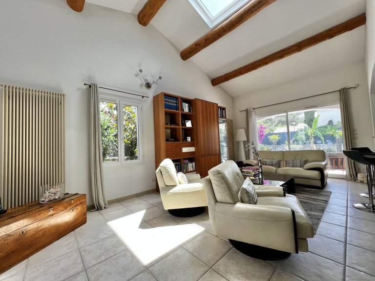 Villa in La Garde, Provence-Alpes-Côte d'Azur, France 5 - 15723435