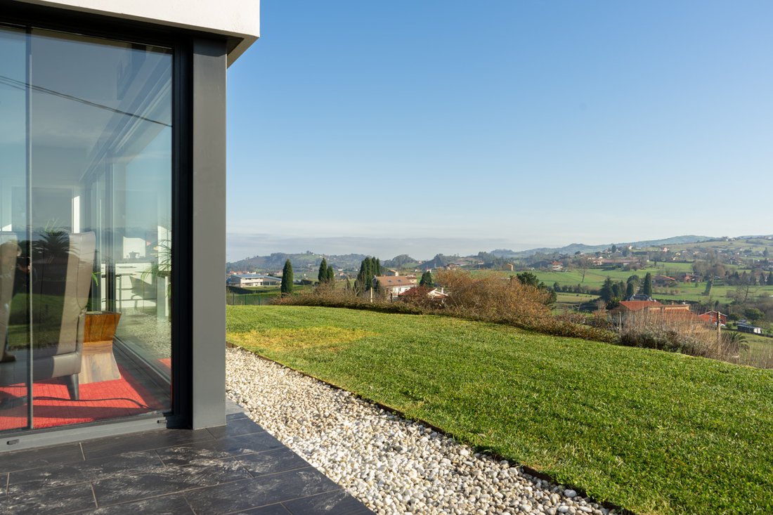 Villa in Llanera, Asturias, Spain 2 - 15932090
