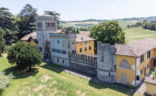 Villa in Quattro Castella, Emilia-Romagna, Italy 1
