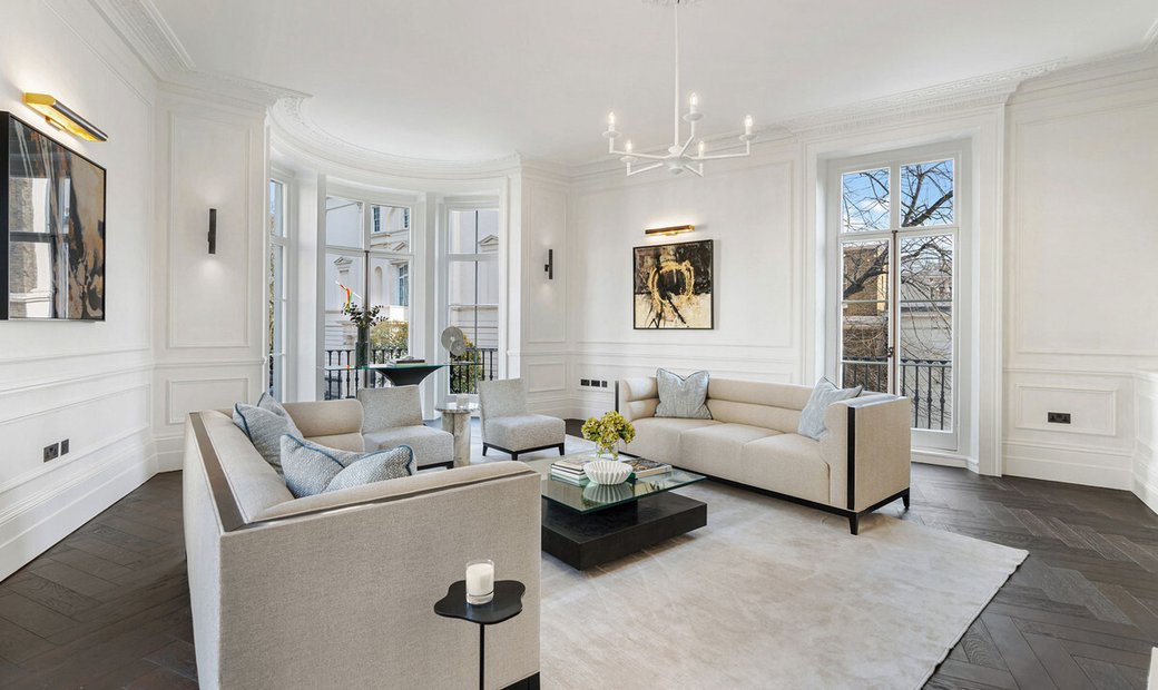 Belgravia Residence With Grand Interiors And In London, England, United ...