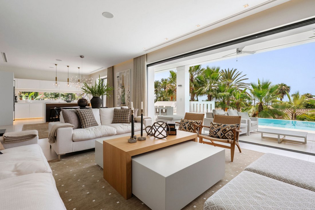 Villa in Sierra Blanca, Marbella, Spain 2 - 15932204