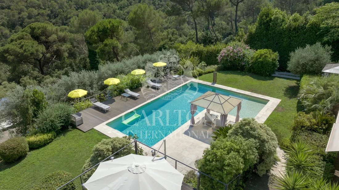 Estate in Valbonne, Provence-Alpes-Côte d'Azur, France 2 - 15931654