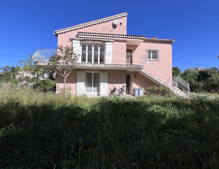 House in La Garde, Provence-Alpes-Côte d'Azur, France 1 - 15723135