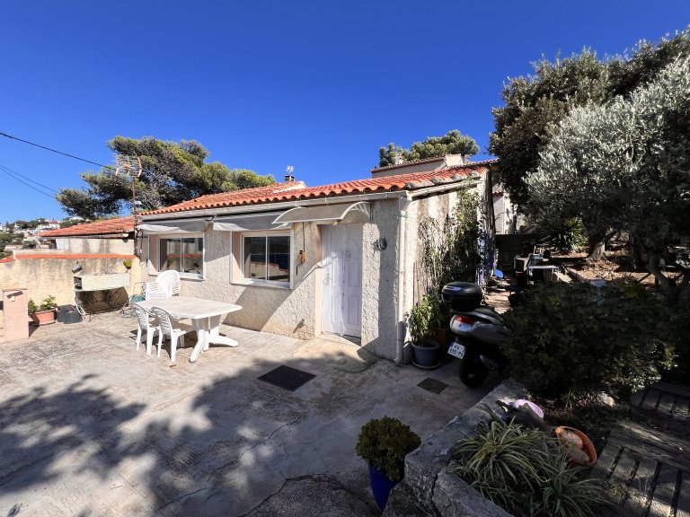 House in Sud, Le Pradet, France 4 - 15723412