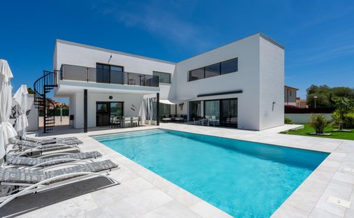 Villa in Manacor, Balearic Islands, Spain 1