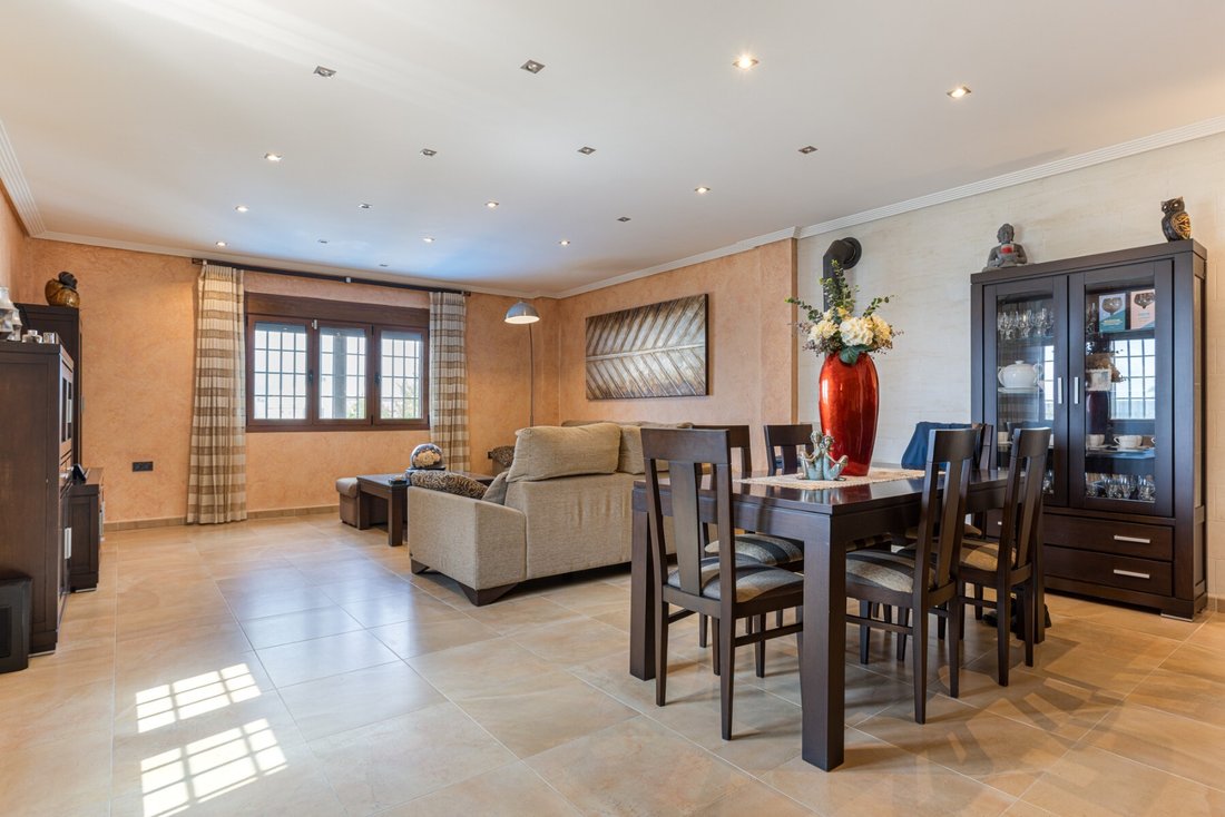 Villa in Los Montesinos, Valencian Community, Spain 4 - 15933375