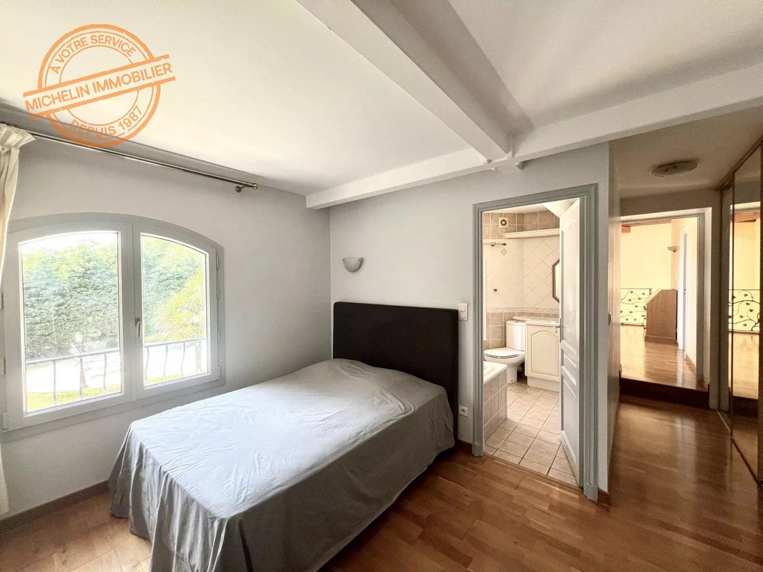 Villa in Saint-Cyr-au-Mont-d'Or, Auvergne-Rhône-Alpes, France 5 - 15931557
