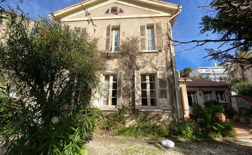 Haus in Toulon, Provence-Alpes-Côte d'Azur, Frankreich 1