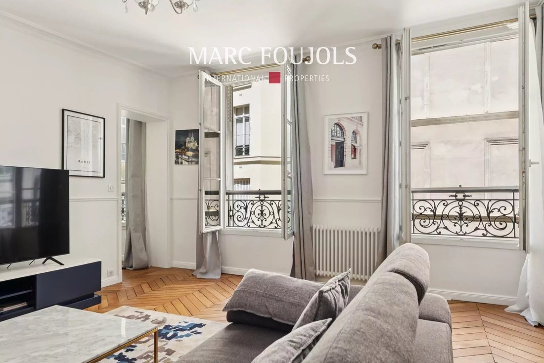 Apartment in Triangle d'Or, Paris 8e Arrondissement, Paris 4 - 15931747