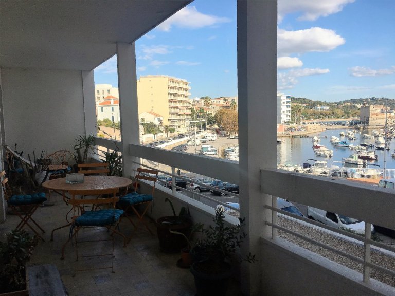 Apartment in Le Faron-Fort-Rouge, Toulon, France 2 - 15723403