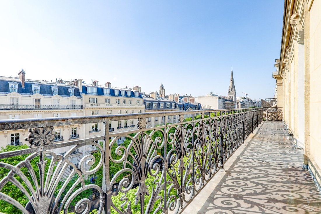 Apartment in Saint Philippe du Roule, Paris 8e Arrondissement, Paris 2 - 15932974