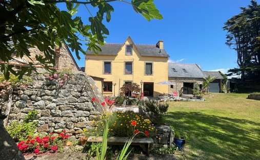 House in Pouldavid, Douarnenez, France 1