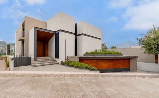 House in Rincón Verde, State of Mexico, Mexico 1