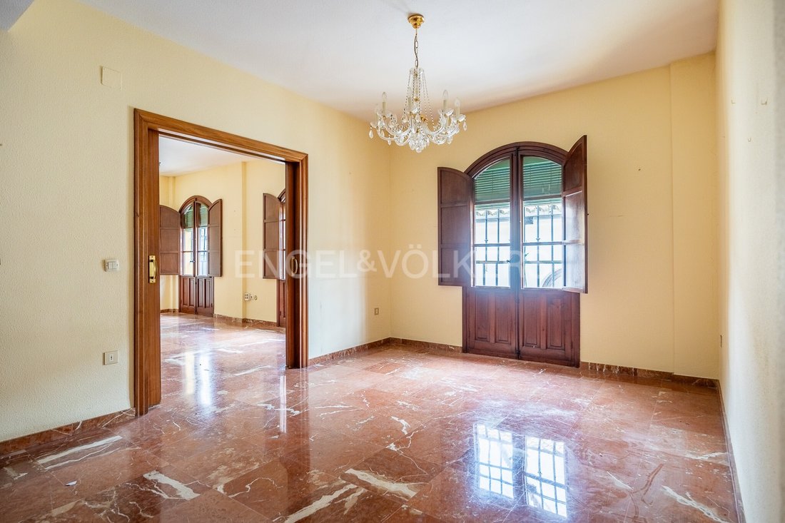 Apartment in Casco Antiguo, Seville, Spain 3 - 15933273