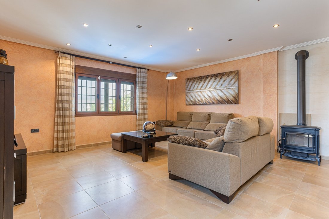 Villa in Los Montesinos, Valencian Community, Spain 3 - 15933375