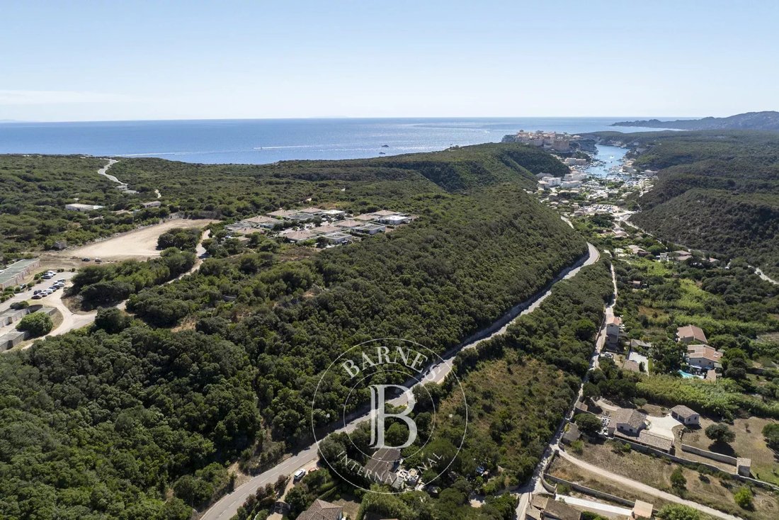 Land in Bonifacio / Bunifaziu, Corsica, France 1 - 15932228