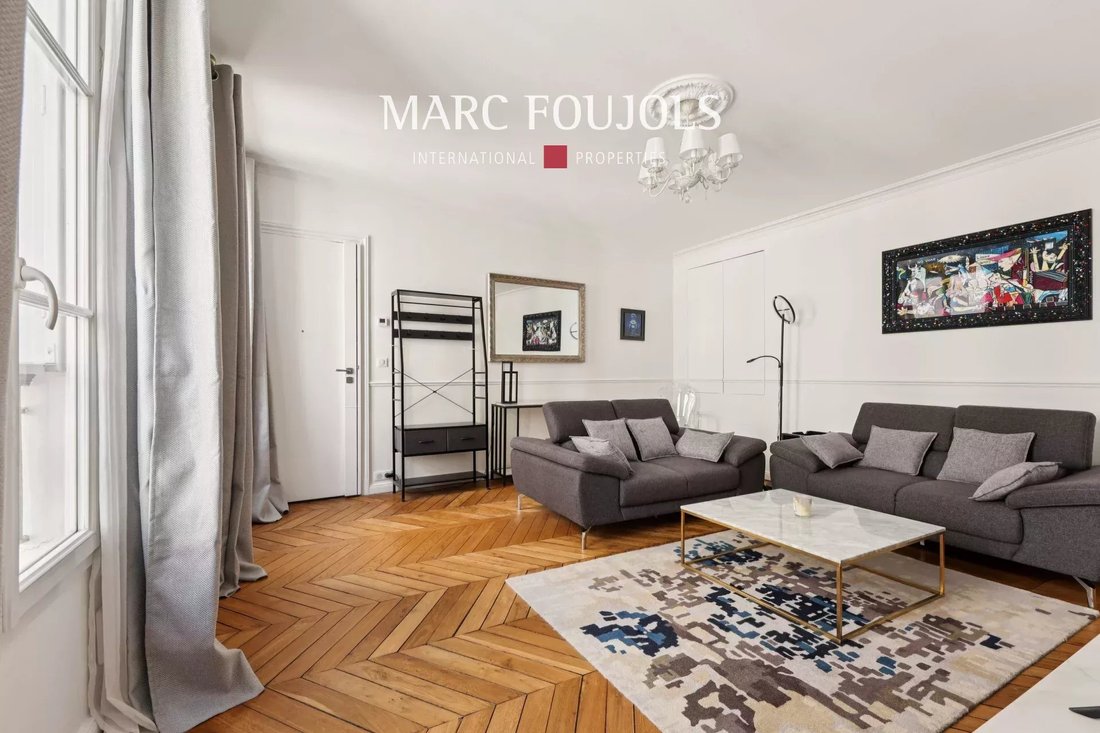 Apartment in Triangle d'Or, Paris 8e Arrondissement, Paris 3 - 15931747