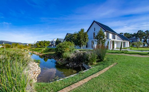 House in Cape Winelands District Municipality, Cape Winelands, South Africa 1