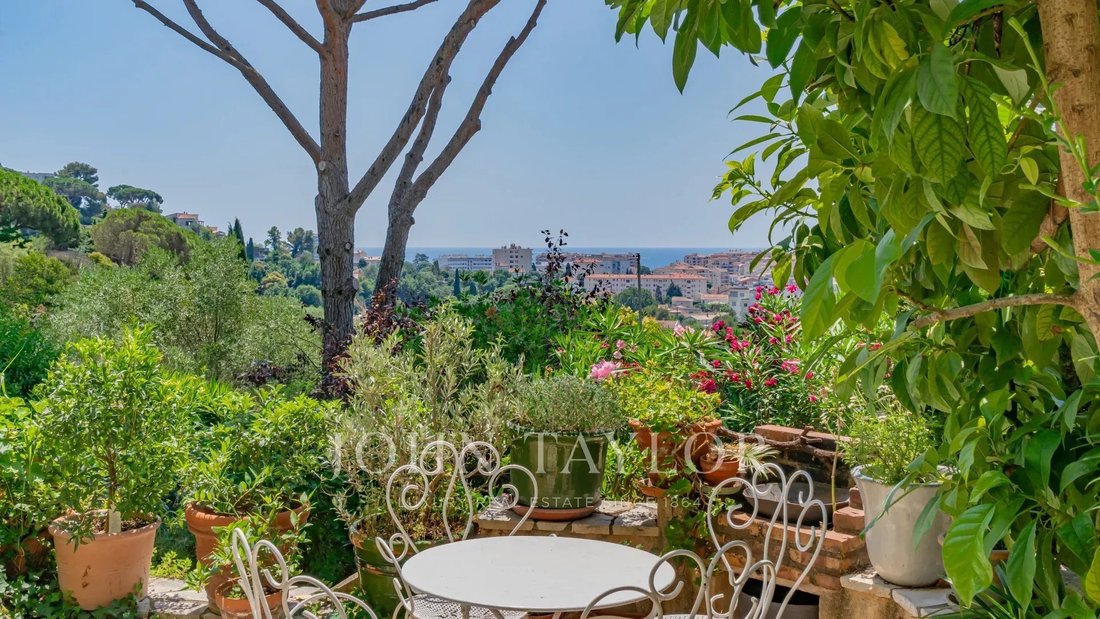 House in Font de Veyre, Cannes, France 3 - 15931695